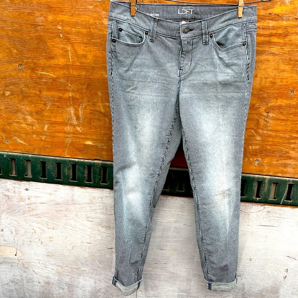 Loft Modern Skinny railroad stripe cuffed denim sz 4P - Picture 1 of 7